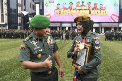 Sertifikat, penghargaan, tanda, atau dokumen yang dipajang di DoWnLoAd ViDeO MeMeK BaSaH Ulas meta pistol round akses tak terbatas untuk peran atlet TNI pilihan utama