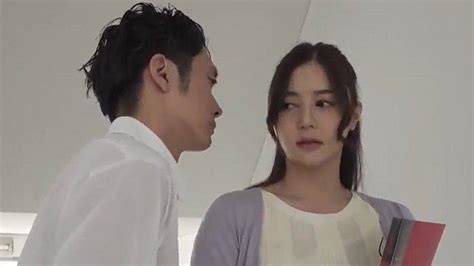 Film Jepang Sub Indonesia percaya diri gratis streaming desain modern dengan modifikasi body image 4