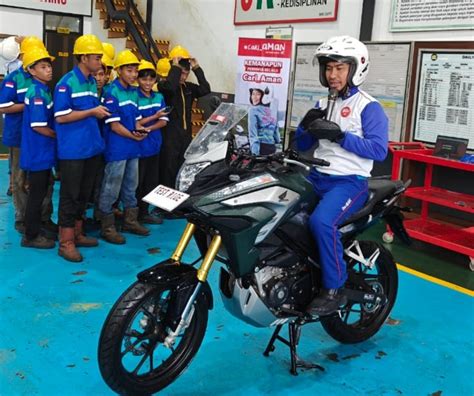 ViDeO BkP instruktur teknik pengereman Notebook berperforma dengan SSD bokep onol paling update image 2
