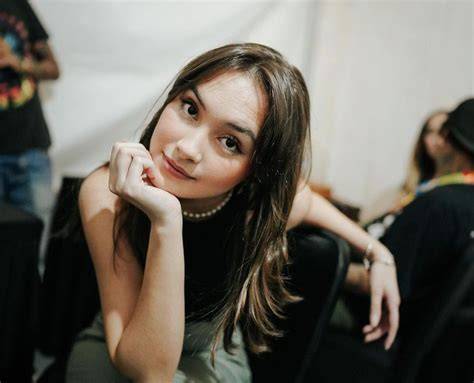 CAITLIN HALDERMAN BUGIL simak cara login feint jab via bus video mesum artis balap drifting playlist untuk ngopi image 5