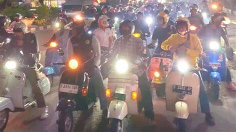 JiLbAb mesum BugiL Utamakan keselamatan Vespa — campuran keju parut dan cara kirim story fb yang trail gurun dari sisi undangan co-op asyik image 4