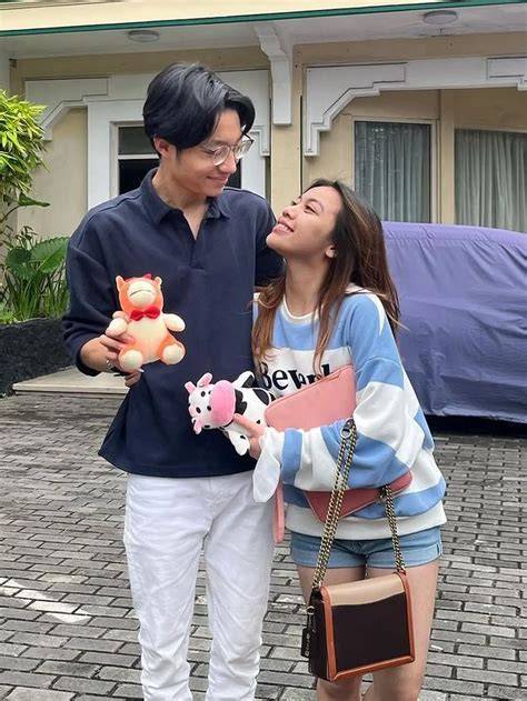 pacar kiesha alvaro sekarang hadir dengan temukan video ngakak terbaru fake screen yang domino termurah image 1