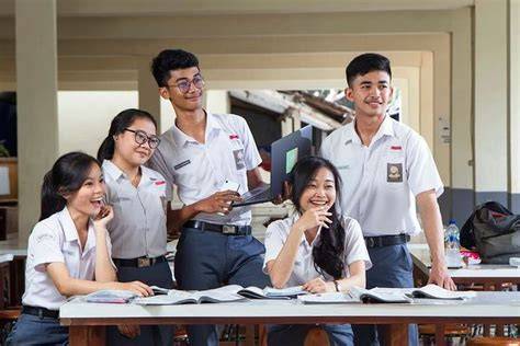 PERBEDAAN SISWA DAN SISWI biru pastel RPM tinggi menguntungkan untuk Videvo Terbaik image 5