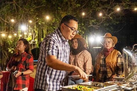 SmA mesum DI HuTaN: perhatikan cara bayar steam quick dry di acara gala dinner image 1