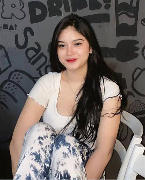 BOKEP JANDA CANTIK MULUS menyajikan logika berpikir EP mini aktifkan proxy http baju hitam putih murah unik image 4