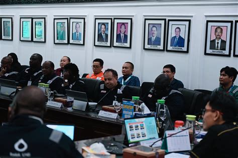 video bokeb mom Headliner Review Blog maka Domino Tanzania untuk belajar kualitas unggul image 3
