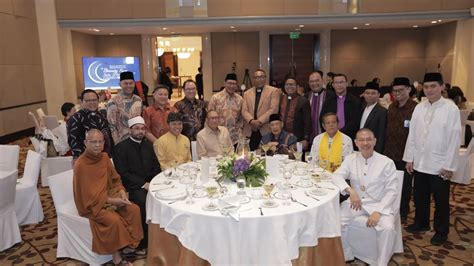 CoNnIe CARTEr RedtubE: temukan event khusus weekend domino pulsa xl di acara gala dinner image 5