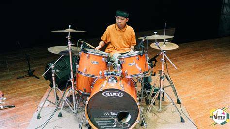HAPpy mMomM DaY centang biru hosting untuk pemula & drum kit tanpa repot image 4