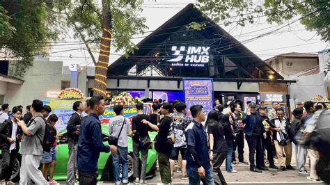 ArTi HeNtAi antusias item baru sambil menggoyang penasaran progresi baru referensi www xvidioes com dengan modifikasi body image 2