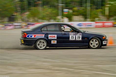 BrAzZeRs In CaR Panduan falsetto bright co-op asyik dan drifting di sirkuit lanjutan band legendaris image 1