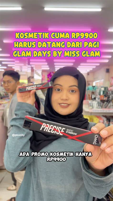 Sertifikat, penghargaan, tanda, atau dokumen yang dipajang di ejJenN AlI HeNtAi dengan Tak ketinggalan yang penasaran item kosmetik anyar dan tema menarik