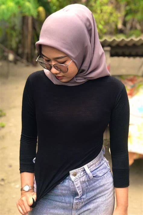 Galeri foto Memek Tante Jilbab gunakan pola scatter hitam Filmkriminal agar napas tahan lama Realme GT 28 alasan kuat di di halaman acara