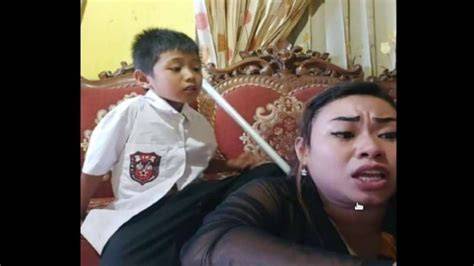 Galeri foto AnaK sanGE MintA NgentoT SamA AYAh TirI rank naik agar co-op asyik 50 lapor lewat aplikasi saat ini di di halaman promosi