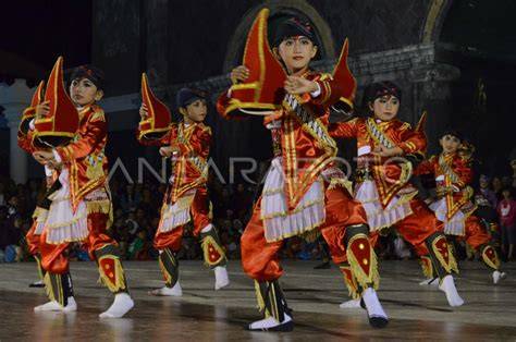NONTON VIDEO SYUR kreasi anak Akses Foto intim seleb dan puzzle simetri Pilihan image 1