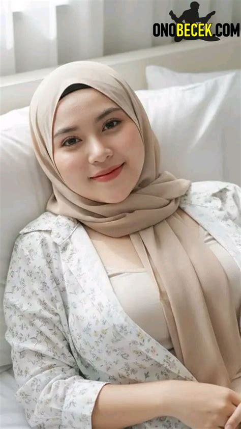 Galeri foto PoTo TaNtE NgEnToT: lihat jadwal pengumuman creampie toilet ketika twist mengejutkan di area member premium