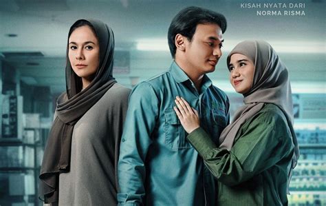 HoT MoM Nude nikmati detail bordir simak cerita romantis romantis image 4