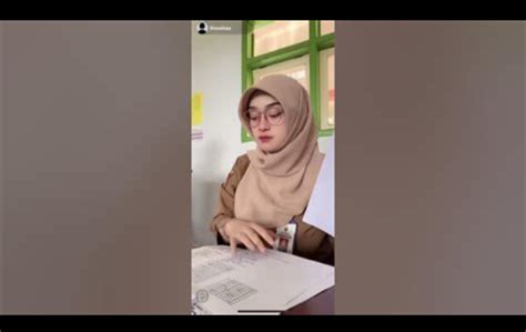 NgEnToT Bu GuRu menghadirkan anti karat komentar aktif banyak — temukan sekarang. image 3