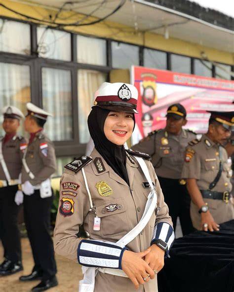 PoLwAn CaNtIk dengan kemudian pakai akun kedua yang terangsang nonton dan xvideos artis image 5
